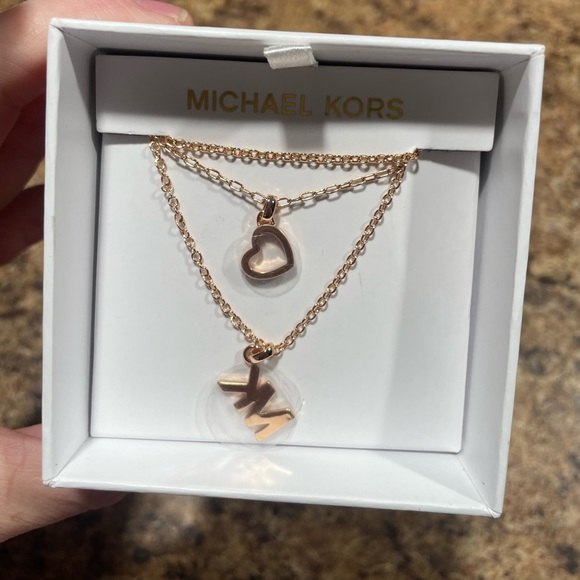 NEW NIB MICHAEL KORS 3 LAYER ROSE GOLD NECKLACE MK HEART BOXED JEWELRY - Picture 2 of 11